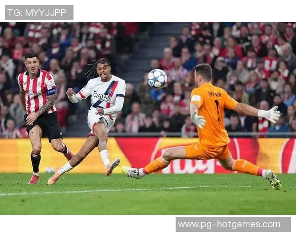 皇马友谊赛大胜巴黎圣日耳曼乌龙球瞬间点燃全场激情