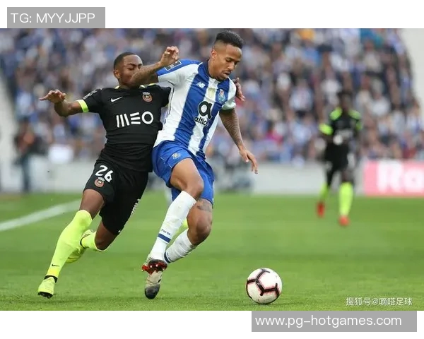 波尔图大胜热刺4-0晋级国王杯四强全场精彩瞬间回顾