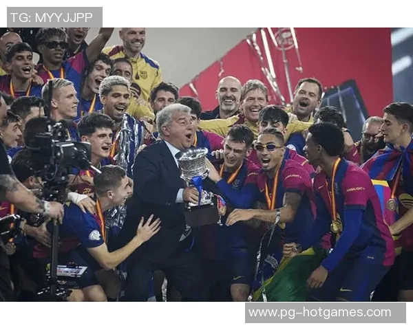 欧联杯经典对决巴萨逆转皇马6比2绝杀瞬间引爆全场激情 欧联杯经典对决巴萨逆转皇马6比2绝杀瞬间引爆全场激情