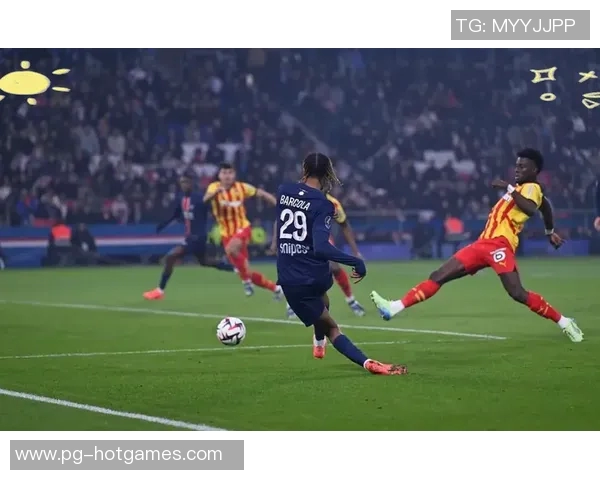 国王杯激战巴黎圣日耳曼逆转那不勒斯全场沸腾数据解析引发热议